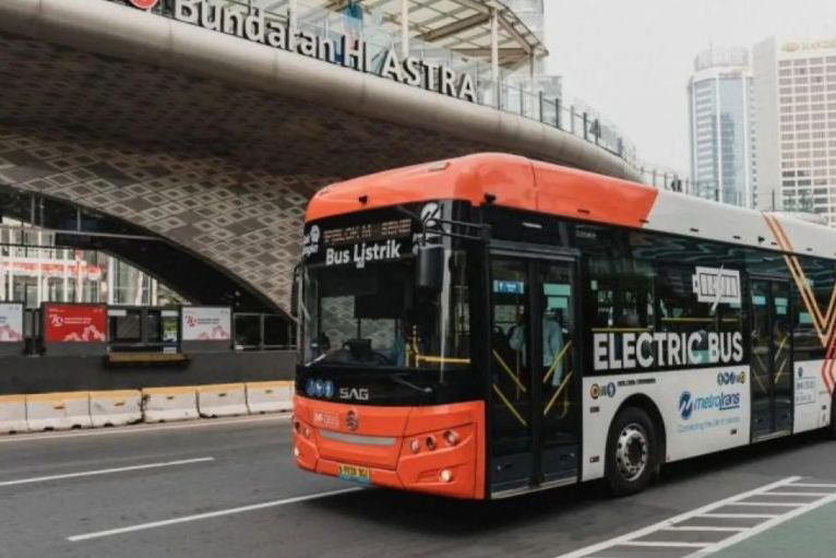 TransJakarta lakukan penyesuaian layanan halte Kayu Jati sehubungan proyek LRT TransJakarta lakukan penyesuaian layanan halte Kayu Jati sehubungan proyek LRT