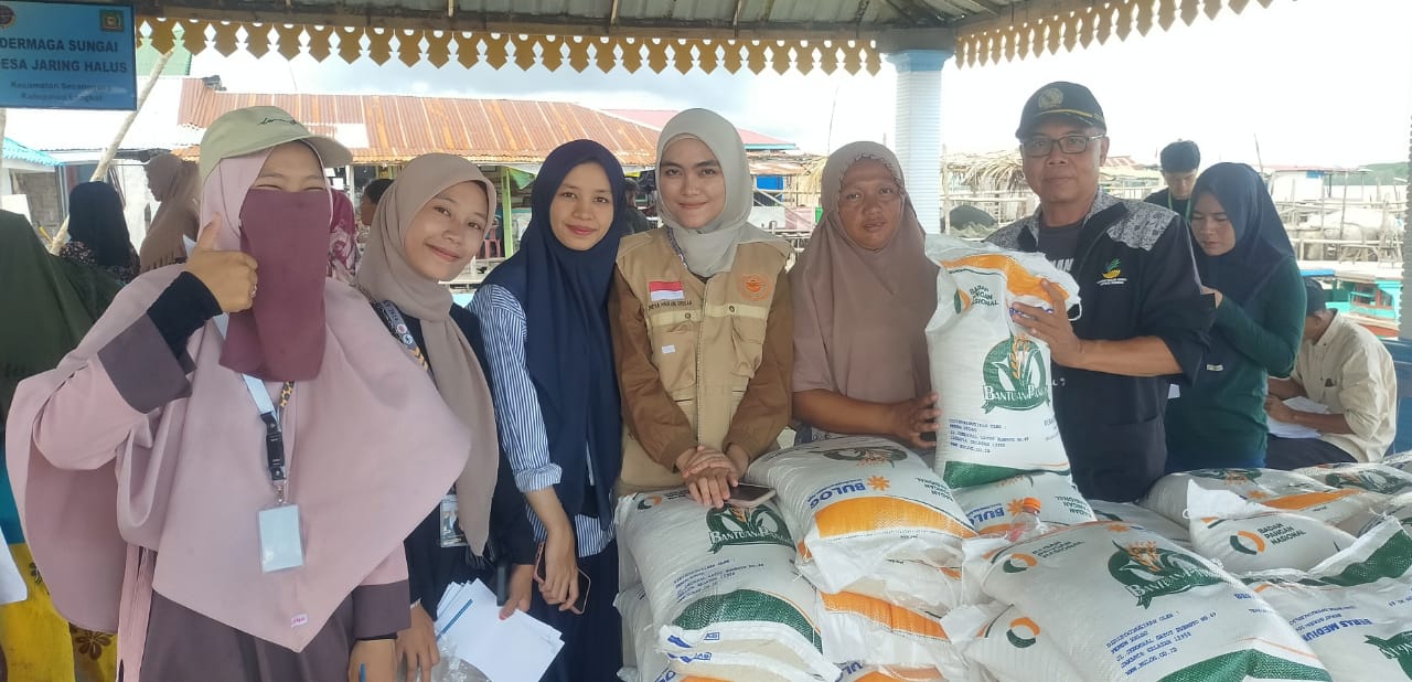 Penyaluran bantuan pangan CBP tahap III di Secanggang selesai Penyaluran bantuan pangan CBP tahap III di Secanggang selesai