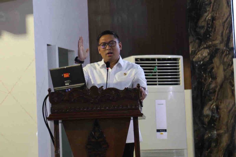 Wamentan dongkrak penambahan dan perluasan areal tanam padi di Jatim Wamentan dongkrak penambahan dan perluasan areal tanam padi di Jatim