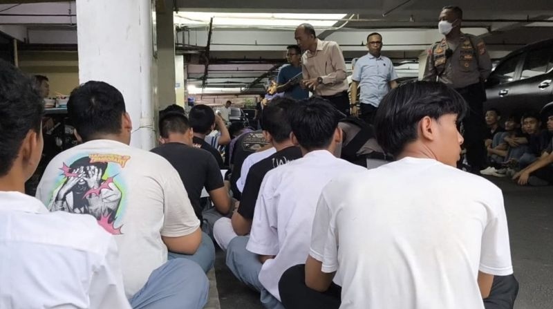 Polisi tangkap 159 siswa sekolah yang akan ikut demo di gedung DPR 