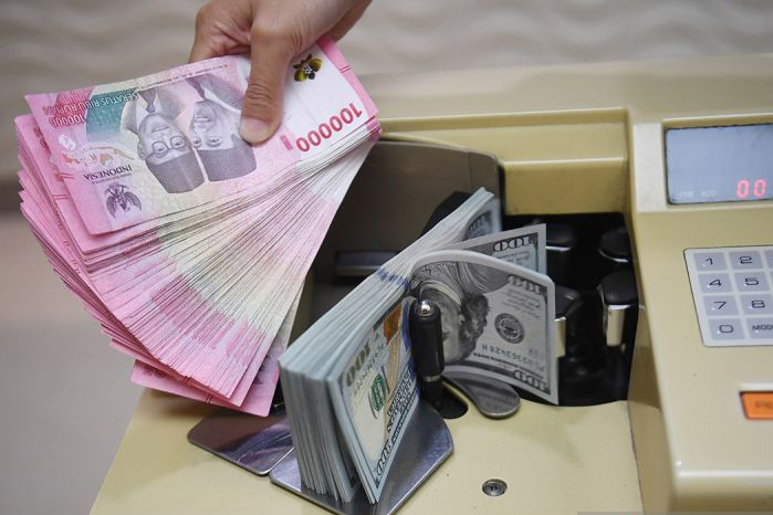 Rupiah Selasa pagi melemah 76 poin jadi Rp15.515 per dolar AS Rupiah Selasa pagi melemah 76 poin jadi Rp15.515 per dolar AS