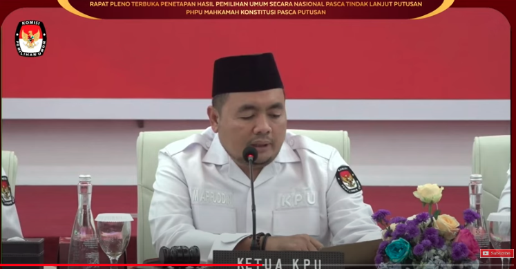 KPU akan melaksanakan putusan MK setelah konsultasi dengan DPR KPU akan melaksanakan putusan MK setelah konsultasi dengan DPR