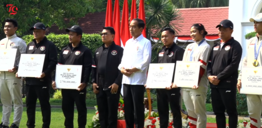 Sampaikan terima kasih dan penghargaan, Presiden Jokowi berikan bonus kepada para atlet Olimpiade Paris 2024 Sampaikan terima kasih dan penghargaan, Presiden Jokowi berikan bonus kepada para atlet Olimpiade Paris 2024