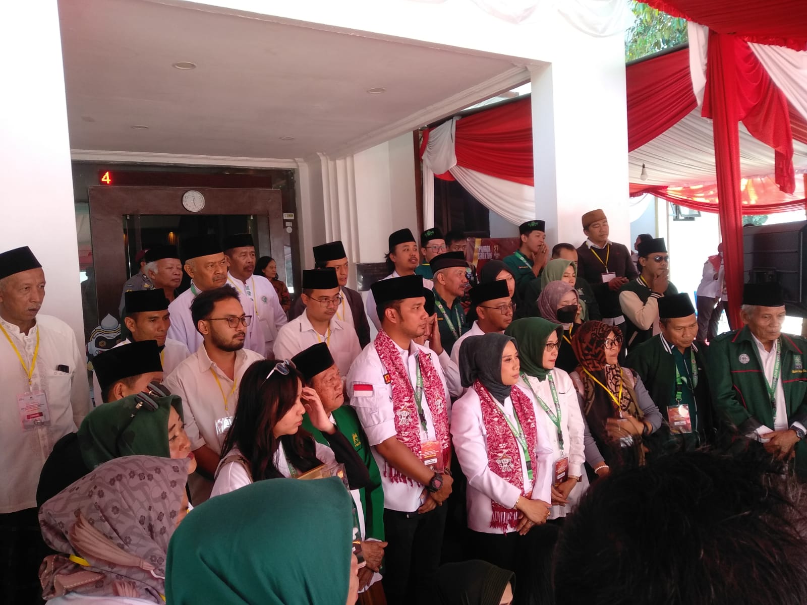 Anak mantan Wali Kota Semarang Soemarmo daftar Pilwakot Salatiga 2024 Anak mantan Wali Kota Semarang Soemarmo daftar Pilwakot Salatiga 2024