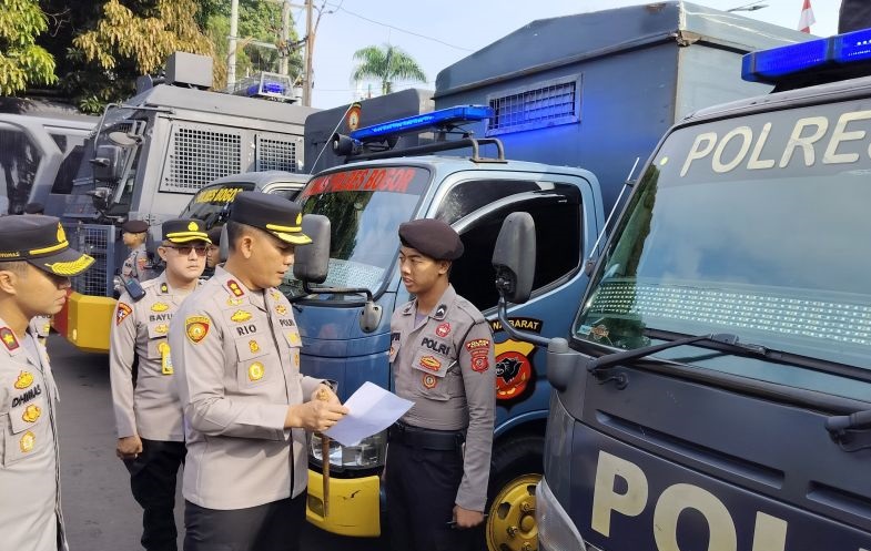 Polres Bogor cek kesiapan kendaraan untuk pengamanan Pilkada 2024 Polres Bogor cek kesiapan kendaraan untuk pengamanan Pilkada 2024