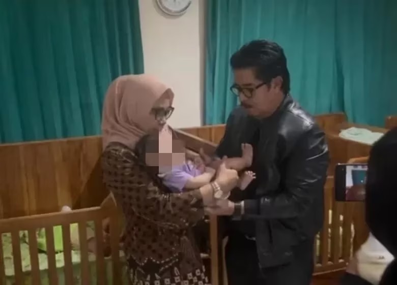 Aksi para hakim, Prof Yulius beri bantuan ke panti PABS Aksi para hakim, Prof Yulius beri bantuan ke panti PABS