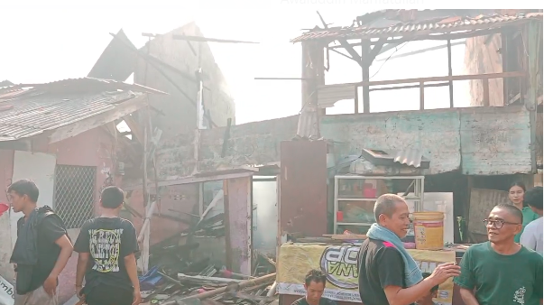 Sekitar 1000 rumah hangus dalam musibah kebakaran Manggarai, pemadaman terkendala sulitnya akses jalan dan air