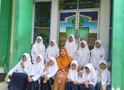 12 siswa MTsN 2 Medan tinggal di asrama unggulkan hafalan Alquran 12 siswa MTsN 2 Medan tinggal di asrama unggulkan hafalan AlquranÂ