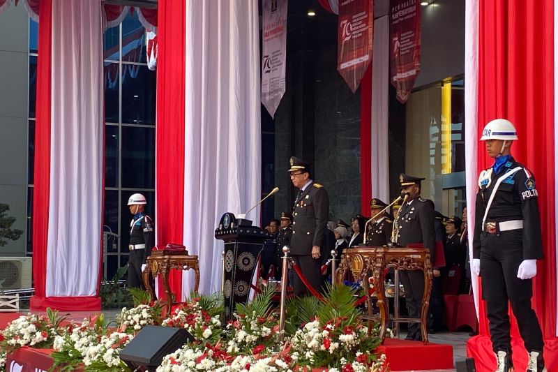 Yasonna berpamitan kepada jajaran pada upacara Hari Pengayoman Yasonna berpamitan kepada jajaran pada upacara Hari Pengayoman