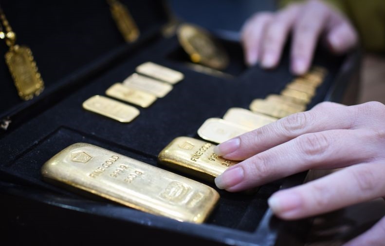 Harga emas Antam Jumat pagi naik Rp1.000 jadi Rp1,413 juta per gram