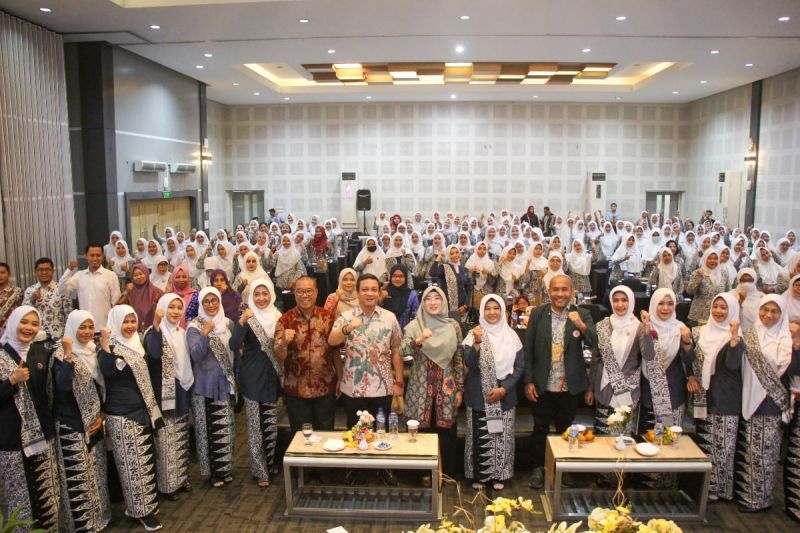 Pemkot Pekalongan maksimalkan peran bidan cegah kasus AKI-AKB