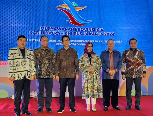 Diana Dewi ajak pengusaha Kadin tetap jaga pertumbuhan ekonomi Jakarta Diana Dewi ajak pengusaha Kadin tetap jaga pertumbuhan ekonomi Jakarta