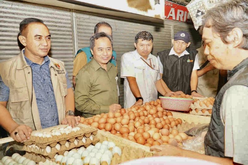 Harga Cabai di level Rp69.990 per kg dan telur Rp30.250 per kg Harga Cabai di level Rp69.990 per kg dan telur Rp30.250 per kg