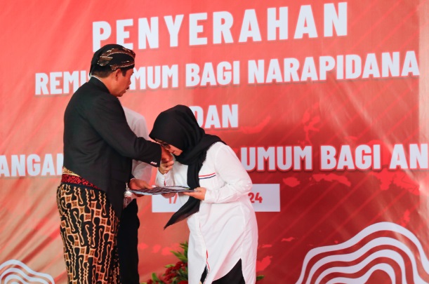Peringati HUT 7.953 narapidana di Jateng dapat remisi Peringati HUT 7.953 narapidana di Jateng dapat remisi