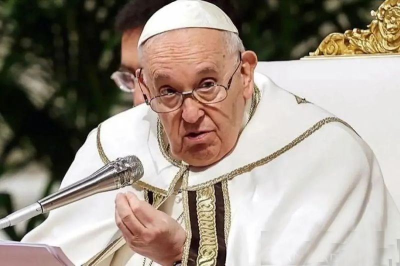 Kunjungan Paus Fransiskus suarakan pesan persatuan antarumat beragama Kunjungan Paus Fransiskus suarakan pesan persatuan antarumat beragama