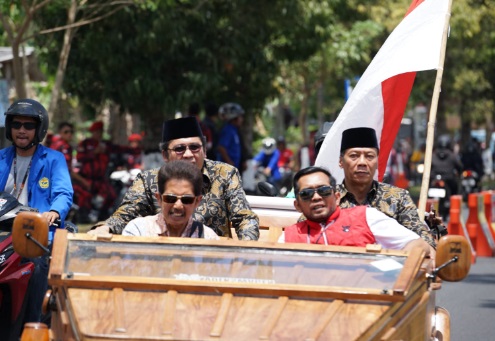 Pasangan balon Grengseng-Sahid daftar ke KPU ikut Pilbup Magelang