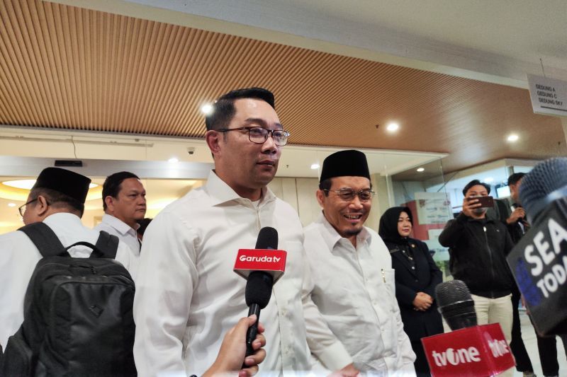 Ridwan Kamil akui banyak konsumsi vitamin d sebelum cek kesehatan Ridwan Kamil akui banyak konsumsi vitamin d sebelum cek kesehatan
