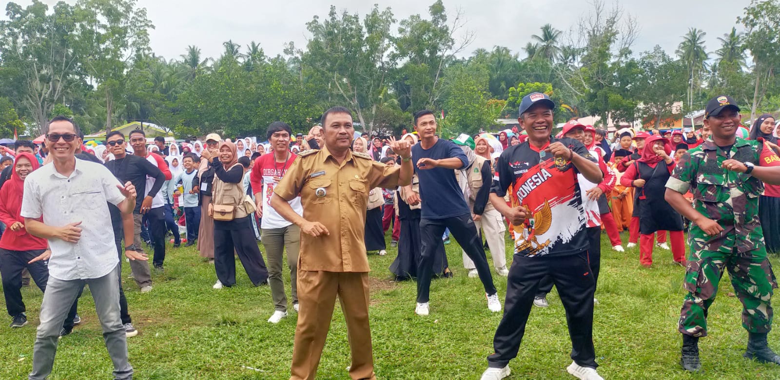 Ribuan orang ikuti Gebyar Pesta Rakyat HUT ke-79 RI di Karang Gading Ribuan orang ikuti Gebyar Pesta Rakyat HUT ke-79 RI di Karang Gading