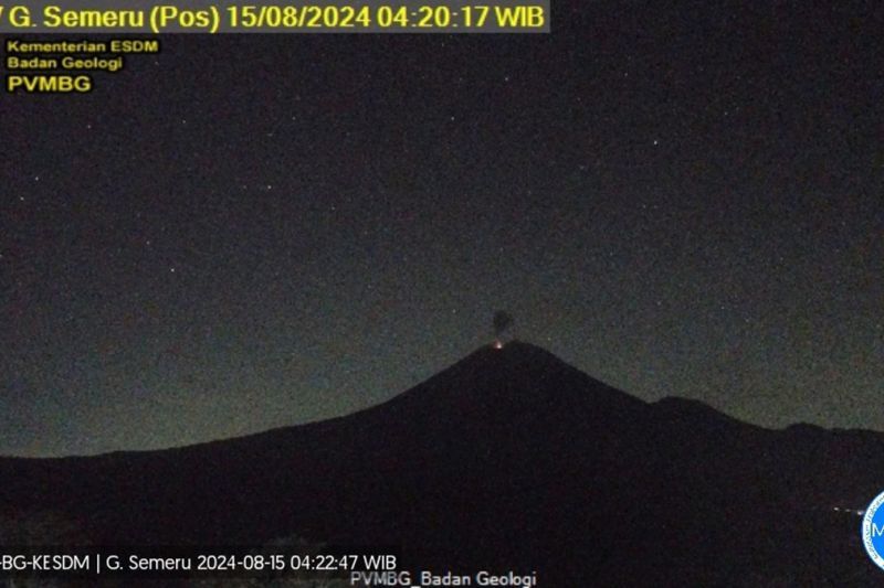 Gunung Semeru erupsi selama 153 detik Gunung Semeru erupsi selama 153 detik