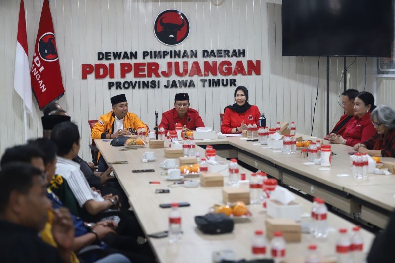Koalisi nonparlemen bangun komunikasi dengan PDIP jelang Pilkada Jatim Koalisi nonparlemen bangun komunikasi dengan PDIP jelang Pilkada Jatim