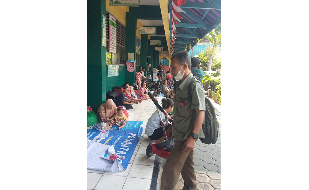 Sekitar 800 warga korban kebakaran Manggarai mengungsi di sekolah dasar Sekitar 800 warga korban kebakaran Manggarai mengungsi di sekolah dasar