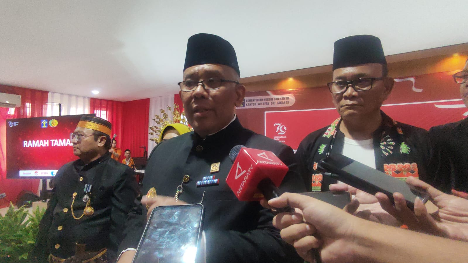Sebanyak 9.326 narapidana di Jakarta dapat remisi di HUT ke-79 Kemerdekaan RI Sebanyak 9.326 narapidana di Jakarta dapat remisi di HUT ke-79 Kemerdekaan RI