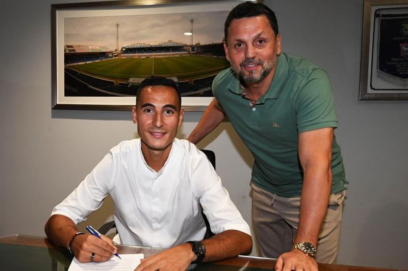 Anwar El Ghazi gabung Cardiff usai putus kontrak sepihak dari Mainz