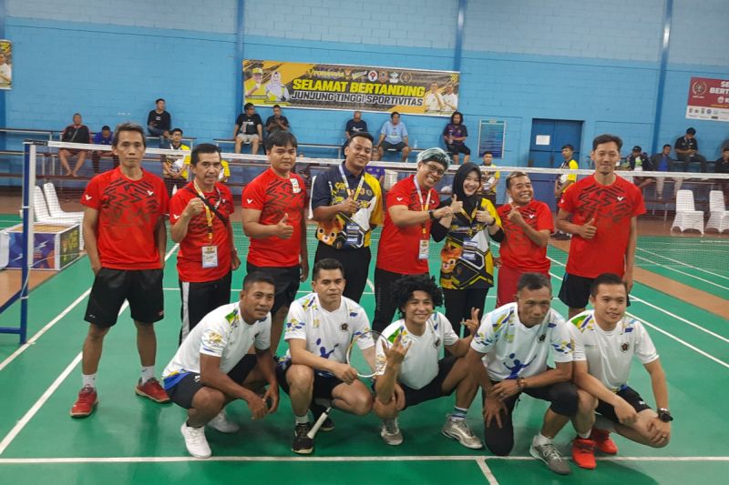 PWI Jateng raih emas pertama dari bulu tangkis