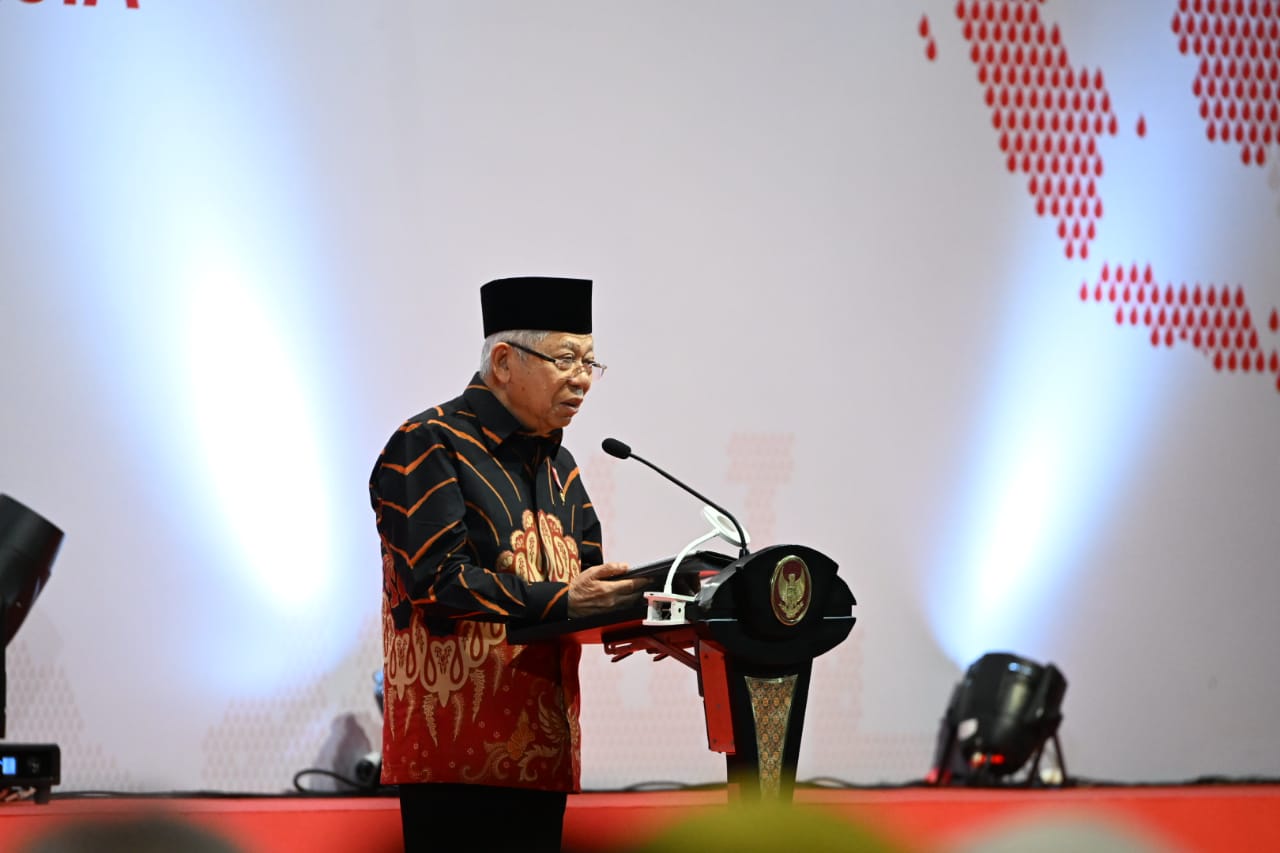Wapres Maruf Amin ungkap stok darah PMI idealnya 7 juta kantong per tahun, saat ini baru capai 91 ribu kantong Wapres Maruf Amin ungkap stok darah PMI idealnya 7 juta kantong per tahun, saat ini baru capai 91 ribu kantong