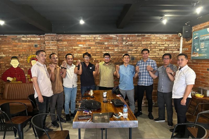 Keluarga dekat Bahlil bentuk Balanusa untuk dukung jadi ketum Golkar Keluarga dekat Bahlil bentuk Balanusa untuk dukung jadi ketum Golkar