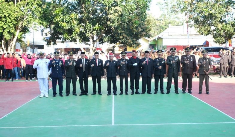 Sekjen Kemenkumham beri SK Remisi HUT RI 2.242 Napi di Lapas Kendari Sekjen Kemenkumham beri SK Remisi HUT RI 2.242 Napi di Lapas Kendari