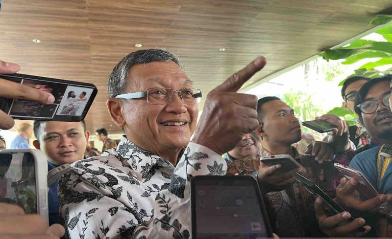 Menteri ESDM menilai penutupan PLTU Suralaya harus ada EBT sebagai pengganti Menteri ESDM menilai penutupan PLTU Suralaya harus ada EBT sebagai pengganti