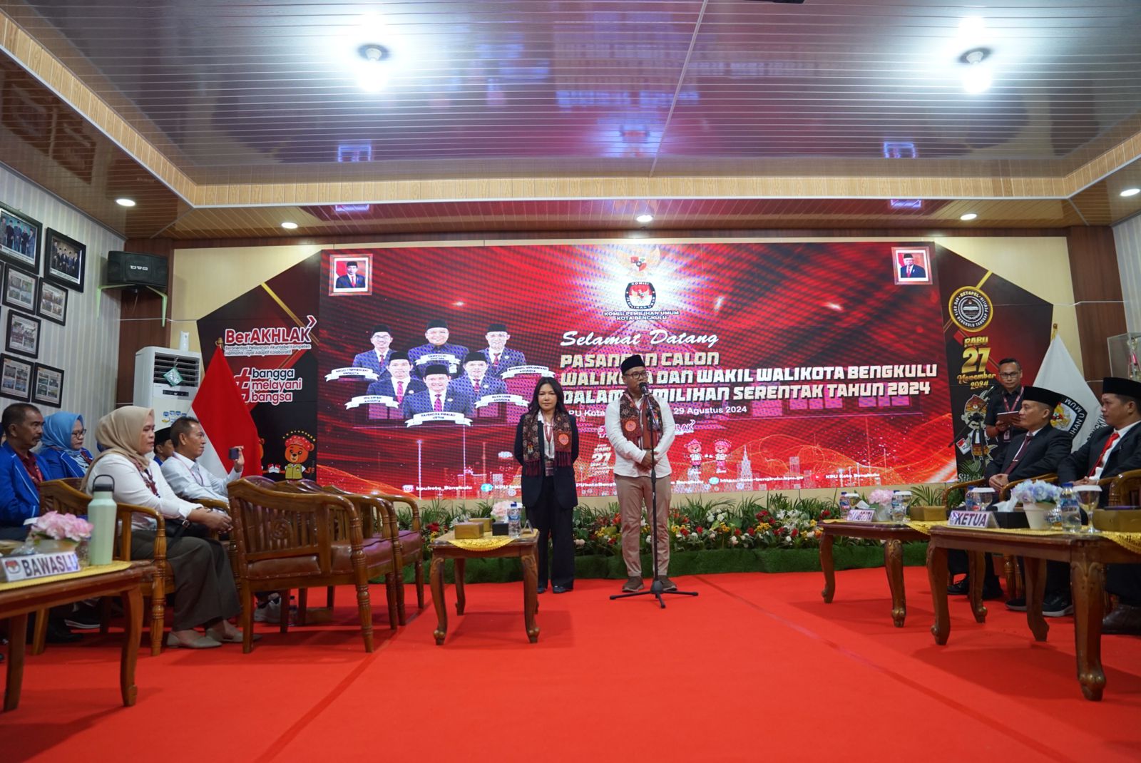 Resmi daftar KPU, Dedy-Agi bawa visi Kota Bengkulu Berani Juara Resmi daftar KPU, Dedy-Agi bawa visi Kota Bengkulu Berani Juara