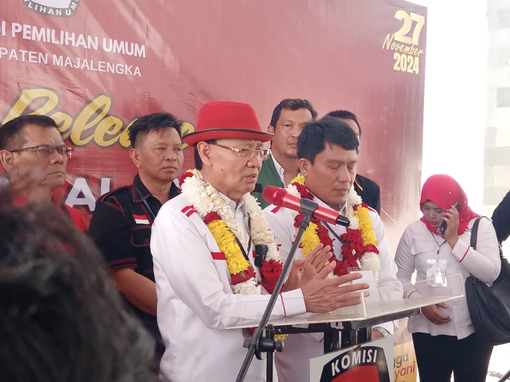 Akui paling siap, pasangan Karna - Koko, daftar ke KPU Majalengka Akui paling siap, pasangan Karna - Koko, daftar ke KPU Majalengka