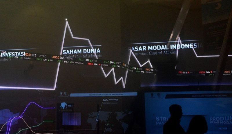 IHSG Senin dibuka menguat 5,11 poin