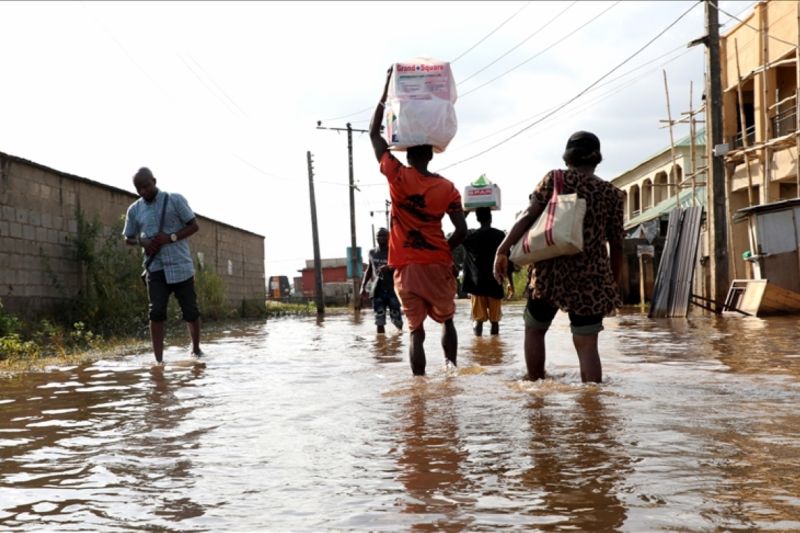 Korban tewas akibat banjir dahsyat di Nigeria bertambah menjadi 49 orang Korban tewas akibat banjir dahsyat di Nigeria bertambah menjadi 49 orang