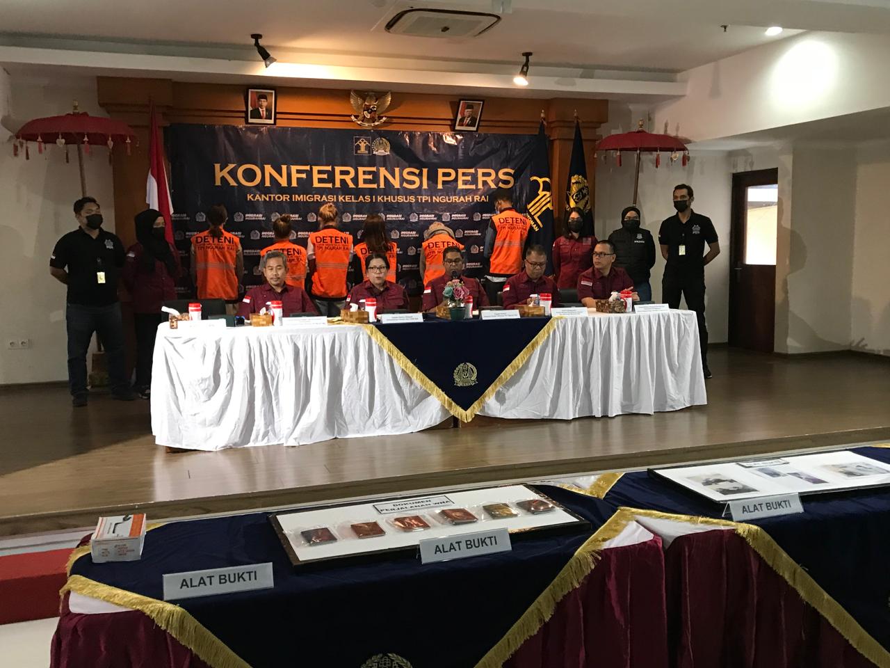 Imigrasi Ngurah Rai Amankan WNA Bekerja Tanpa Izin di Bali
