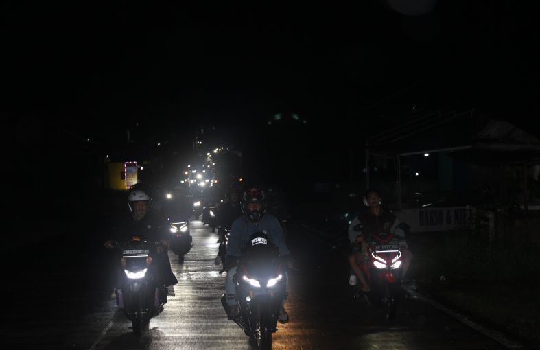 Polisi kawal pemudik motor dari Pelabuhan Bakauheni sampai tujuan Polisi kawal pemudik motor dari Pelabuhan Bakauheni sampai tujuan