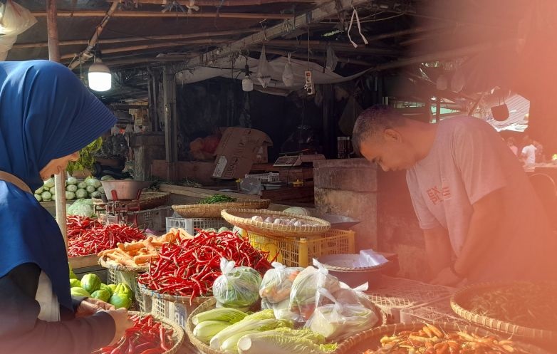 Kenaikan harga bawang merah picu inflasi di Kota Serang Kenaikan harga bawang merah picu inflasi di Kota Serang