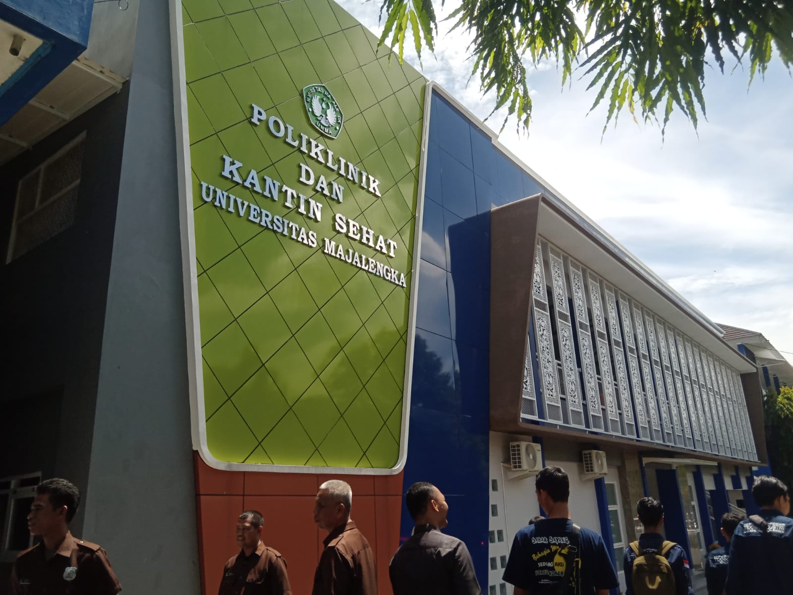 Minat masyarakat melonjak, Unma siapkan sarana poliklinik dan kantin sehat Minat masyarakat melonjak, Unma siapkan sarana poliklinik dan kantin sehat