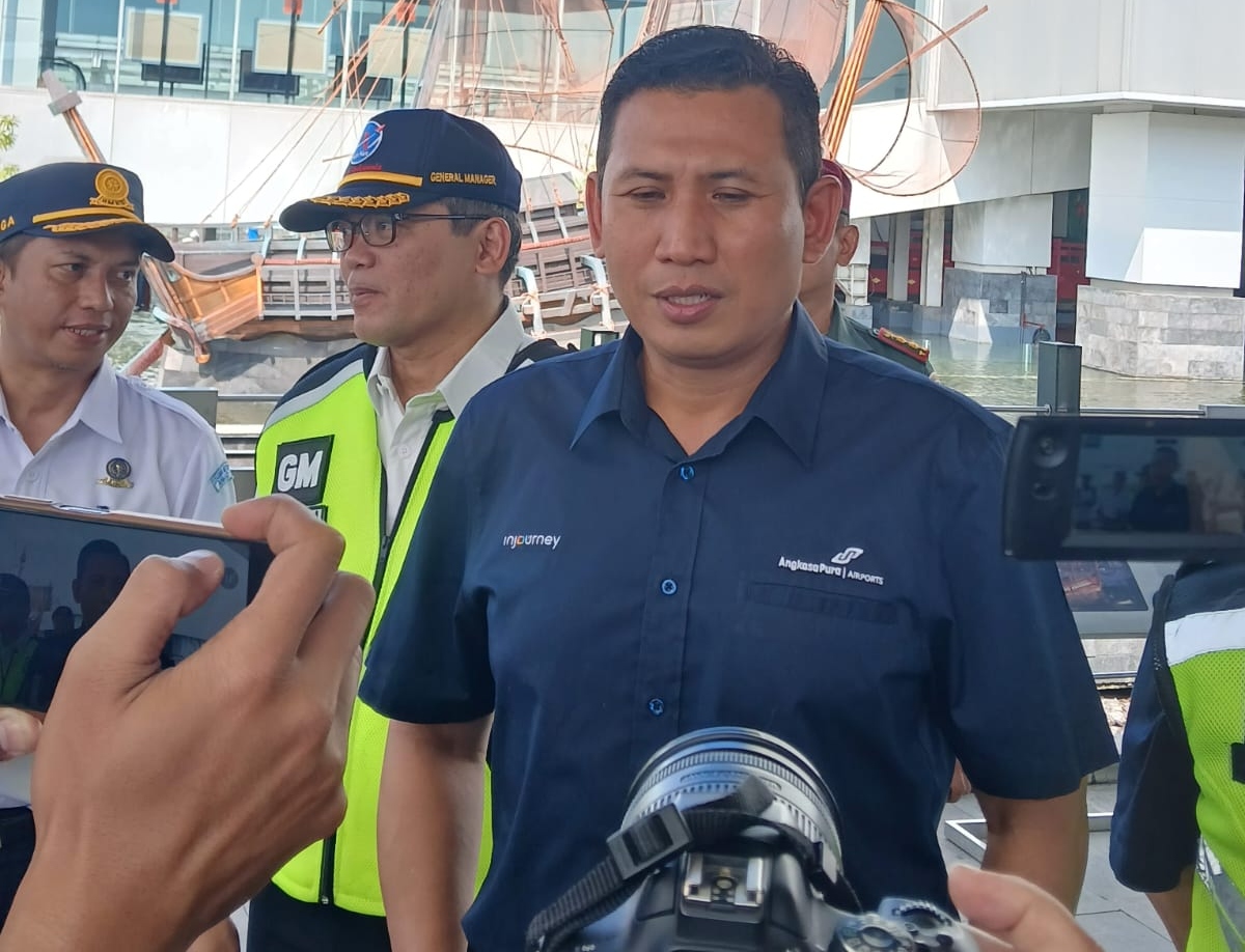 Pengelola Bandara Ahmad Yani minta warga Wonosobo dan Pekalongan tidak terbangkan balon udara