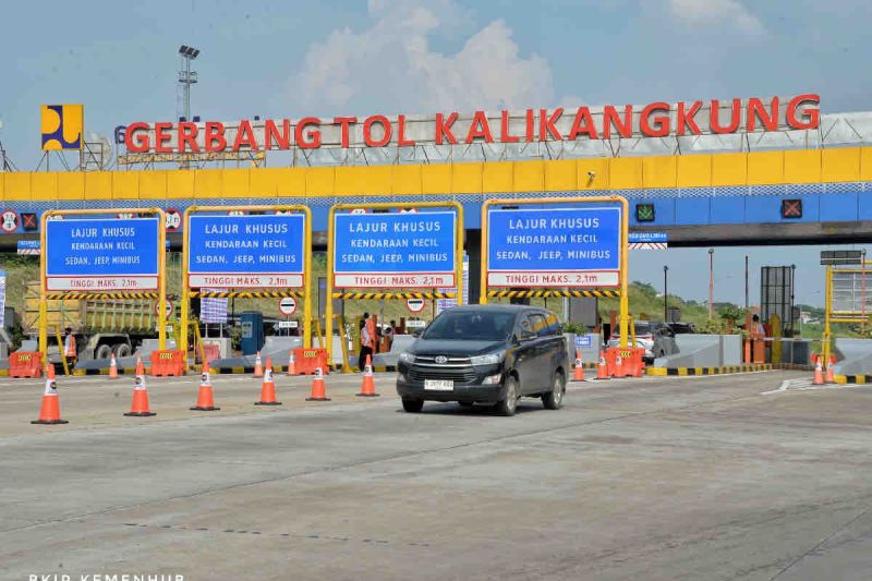 2,3 juta mobil pribadi keluar masuk Jabodetabek H-2 Lebaran 2,3 juta mobil pribadi keluar masuk Jabodetabek H-2 Lebaran