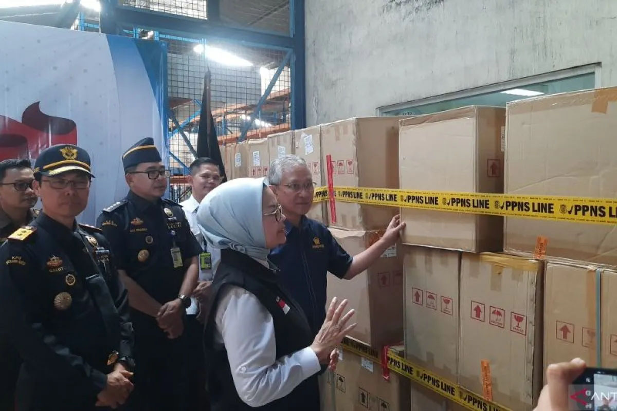 Kemenkeu sebut kasus penahanan alat bantu tunanetra selesai Senin ini Kemenkeu sebut kasus penahanan alat bantu tunanetra selesai Senin ini