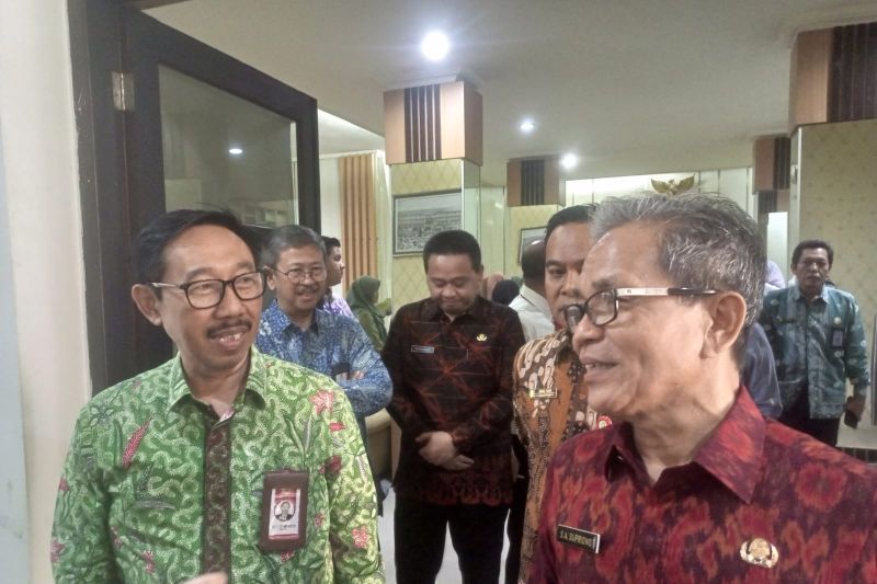 KASN ingatkan ASN tak terlibat politik praktis pada Pilkada 2024 KASN ingatkan ASN tak terlibat politik praktis pada Pilkada 2024