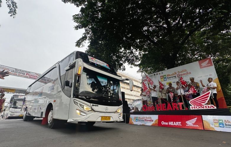 Honda antar 2.500 lebih konsumen mudik ke kampung halaman Honda antar 2.500 lebih konsumen mudik ke kampung halaman