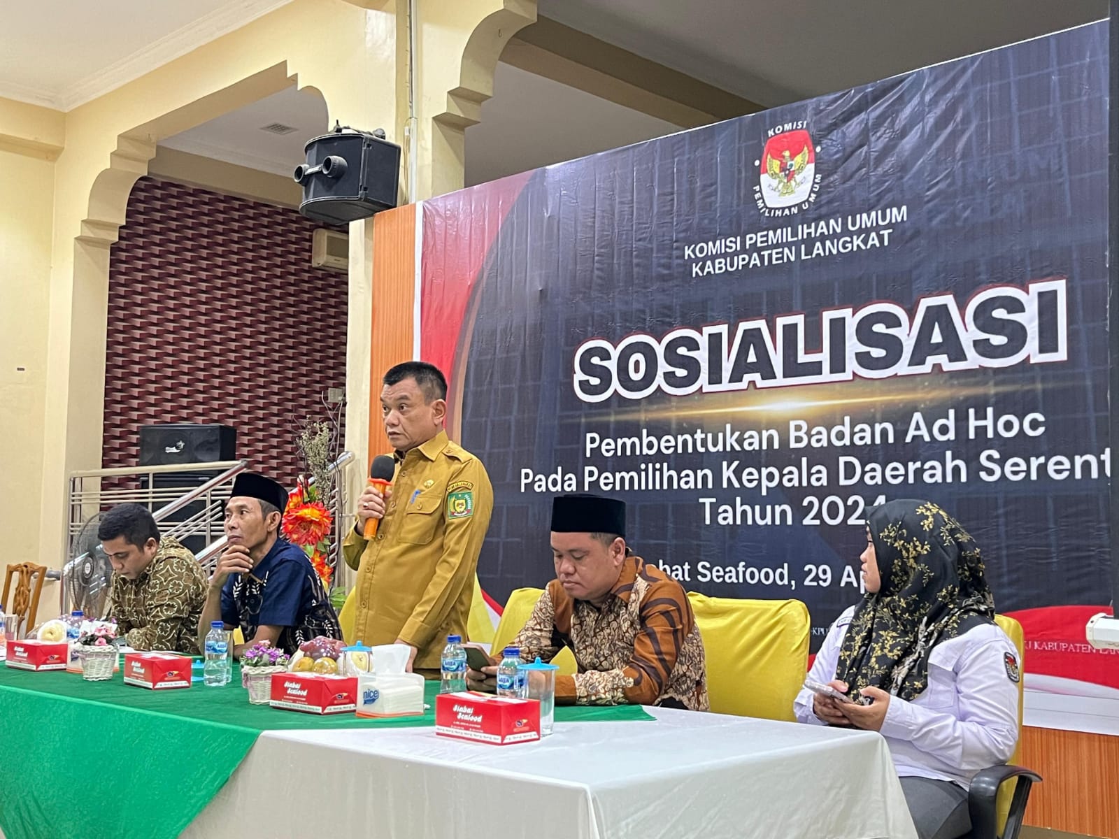 Pemkab Langkat dukung pembentukan Badan Ad Hoc Pilkada 2024 Pemkab Langkat dukung pembentukan Badan Ad Hoc Pilkada 2024