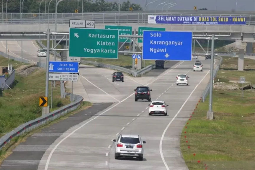 Kementerian PUPR ungkap jelang libur Lebaran, 94 persen ruas jalan siap digunakan Kementerian PUPR ungkap jelang libur Lebaran, 94 persen ruas jalan siap digunakan