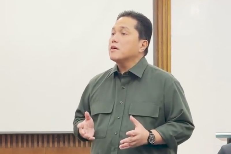 Erick Thohir ajak timnas sepak bola berjuang lolos Olimpiade Erick Thohir ajak timnas sepak bola berjuang lolos Olimpiade