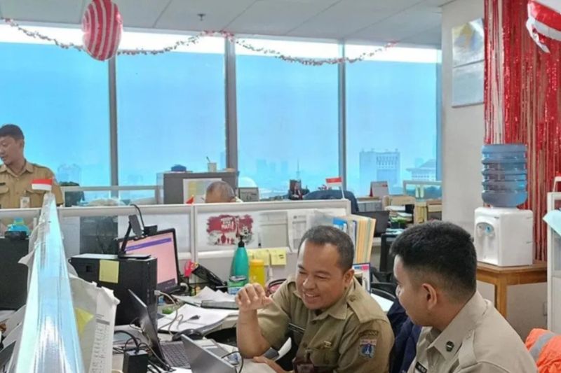 DKI tegaskan WFH ASN sampai 17 April berlaku secara selektif DKI tegaskan WFH ASN sampai 17 April berlaku secara selektif