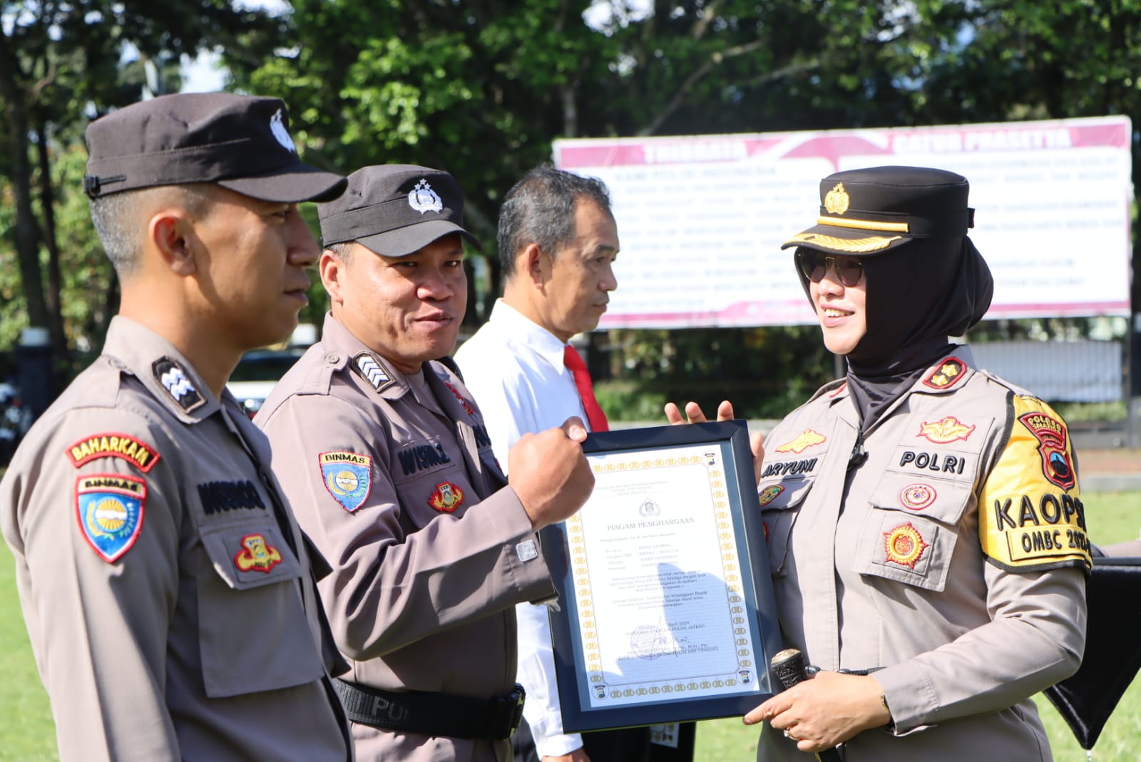 Operasi Keselamatan Candi 2024 selesai, Polres Salatiga beri penghargaan Operasi Keselamatan Candi 2024 selesai, Polres Salatiga beri penghargaan